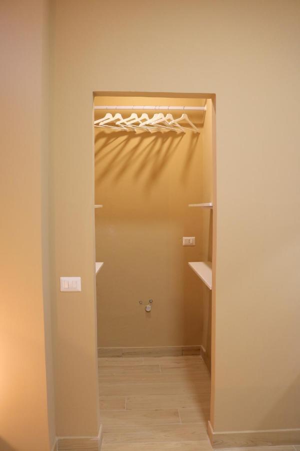 Portello Double Rooms Flat - 3 People มิลาน ภายนอก รูปภาพ