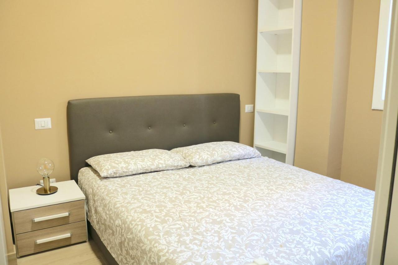 Portello Double Rooms Flat - 3 People มิลาน ภายนอก รูปภาพ