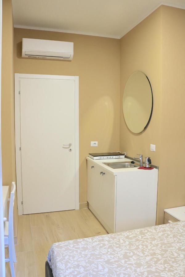 Portello Double Rooms Flat - 3 People มิลาน ภายนอก รูปภาพ
