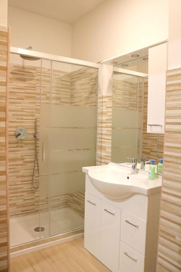 Portello Double Rooms Flat - 3 People มิลาน ภายนอก รูปภาพ