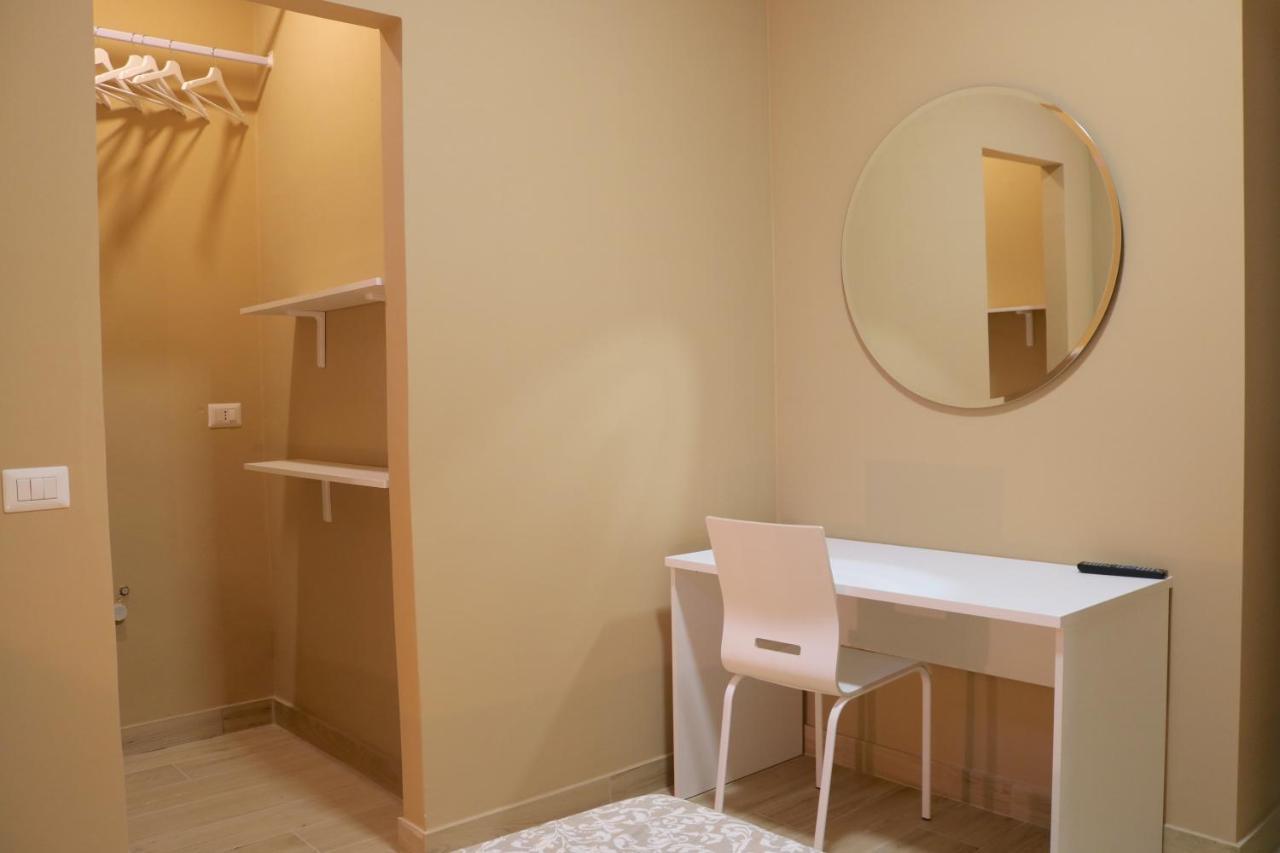 Portello Double Rooms Flat - 3 People มิลาน ภายนอก รูปภาพ